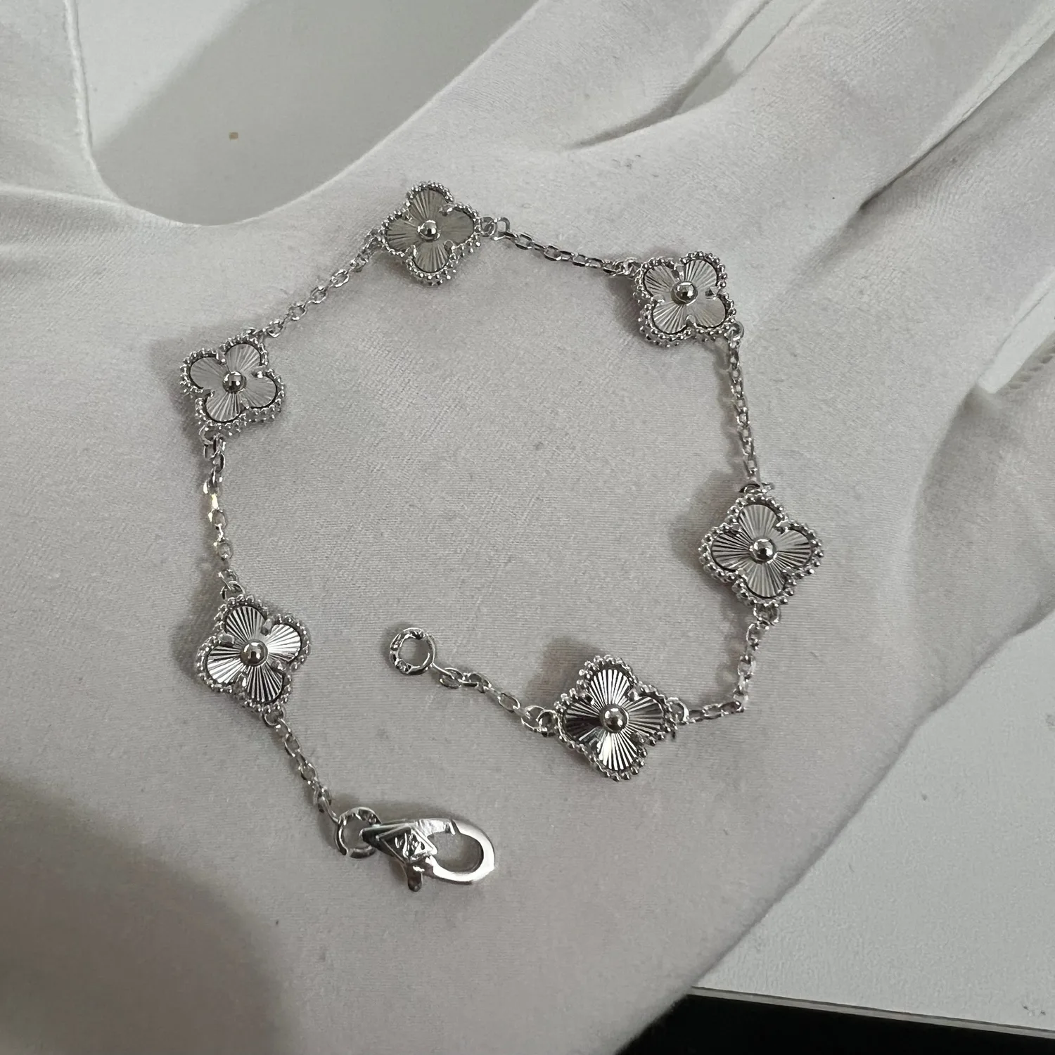 Faye Mini Bracelet (silver options)