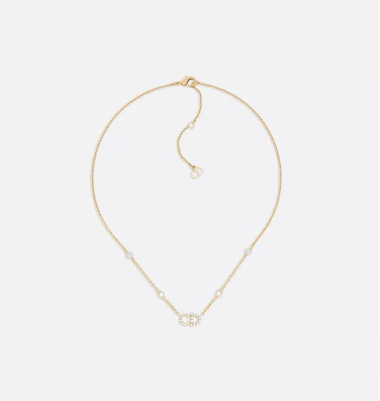 Pearly Whites Necklace