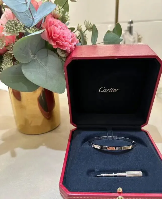 Luxury Gift Packaging