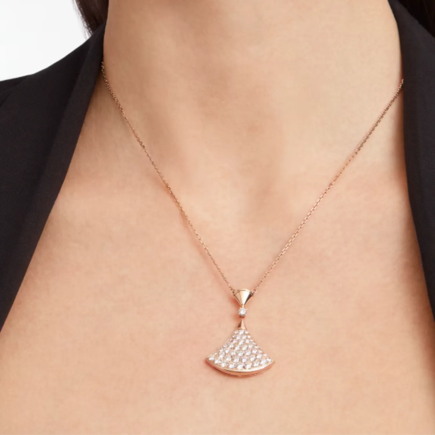 Iva Dream Necklace (in gold & silver & rose gold)